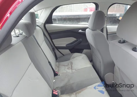 2014 Ford Focus Se z USA, uszkodzony, nr VIN 1FADP3F25EL147739